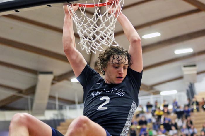 a Tualatin Barlow 6A Oregon boys basketball quarterfinal 2024 Dan Brood 48